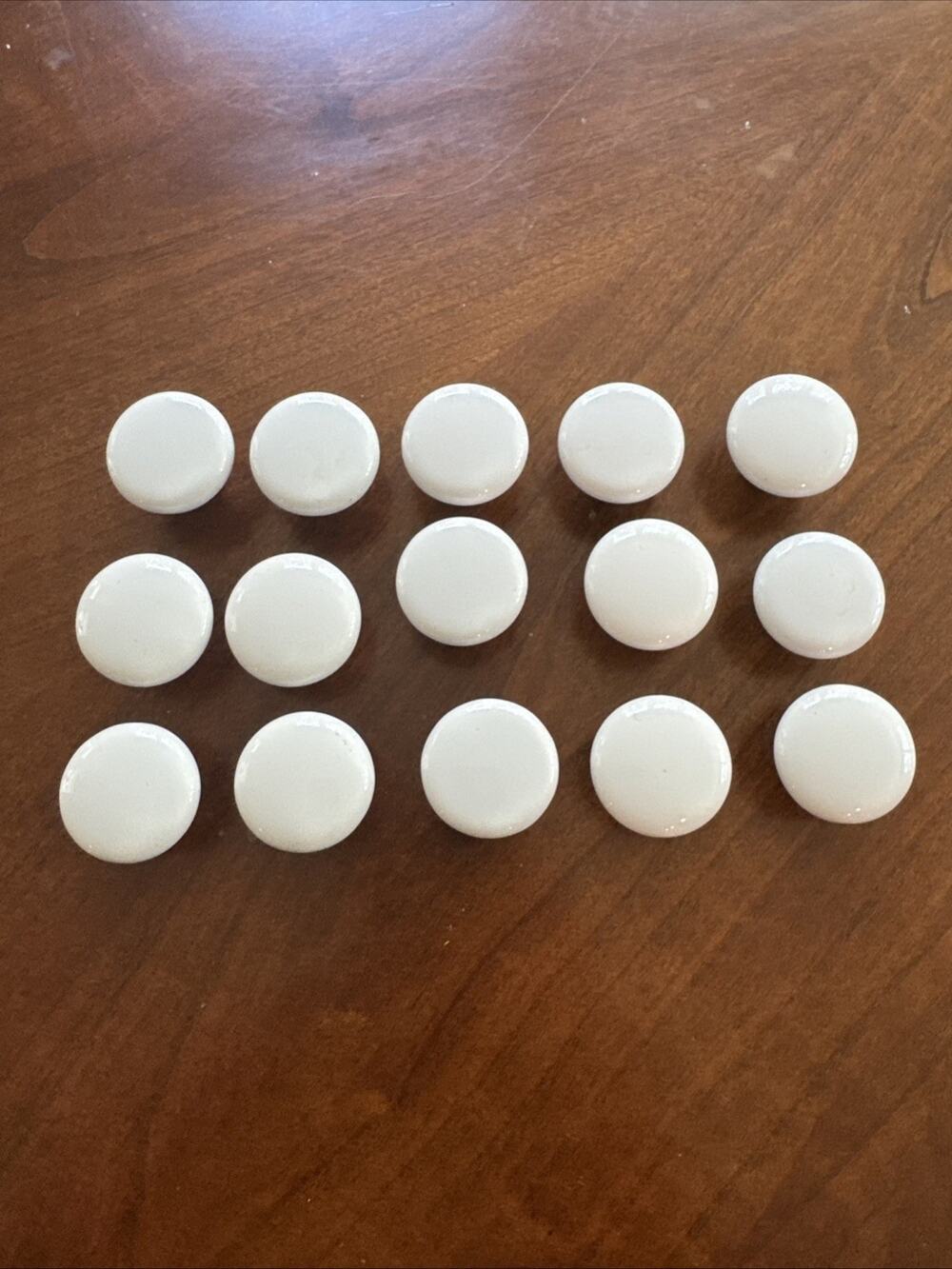 WHITE PORCELAIN CABINET DRAWER DOOR KNOBS 1.25 Inches PULLS NICE Set Of 15